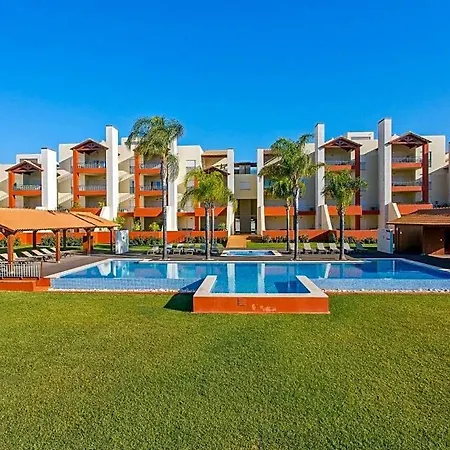Sleeps 4 With Pool Air Con And Wifi Apartmán *